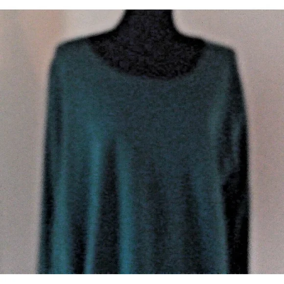 DG2 WOMENS SIZE 1X EMERALD GREEN SWEATER WITH LONG SLEEVES - Picture 3 of 4